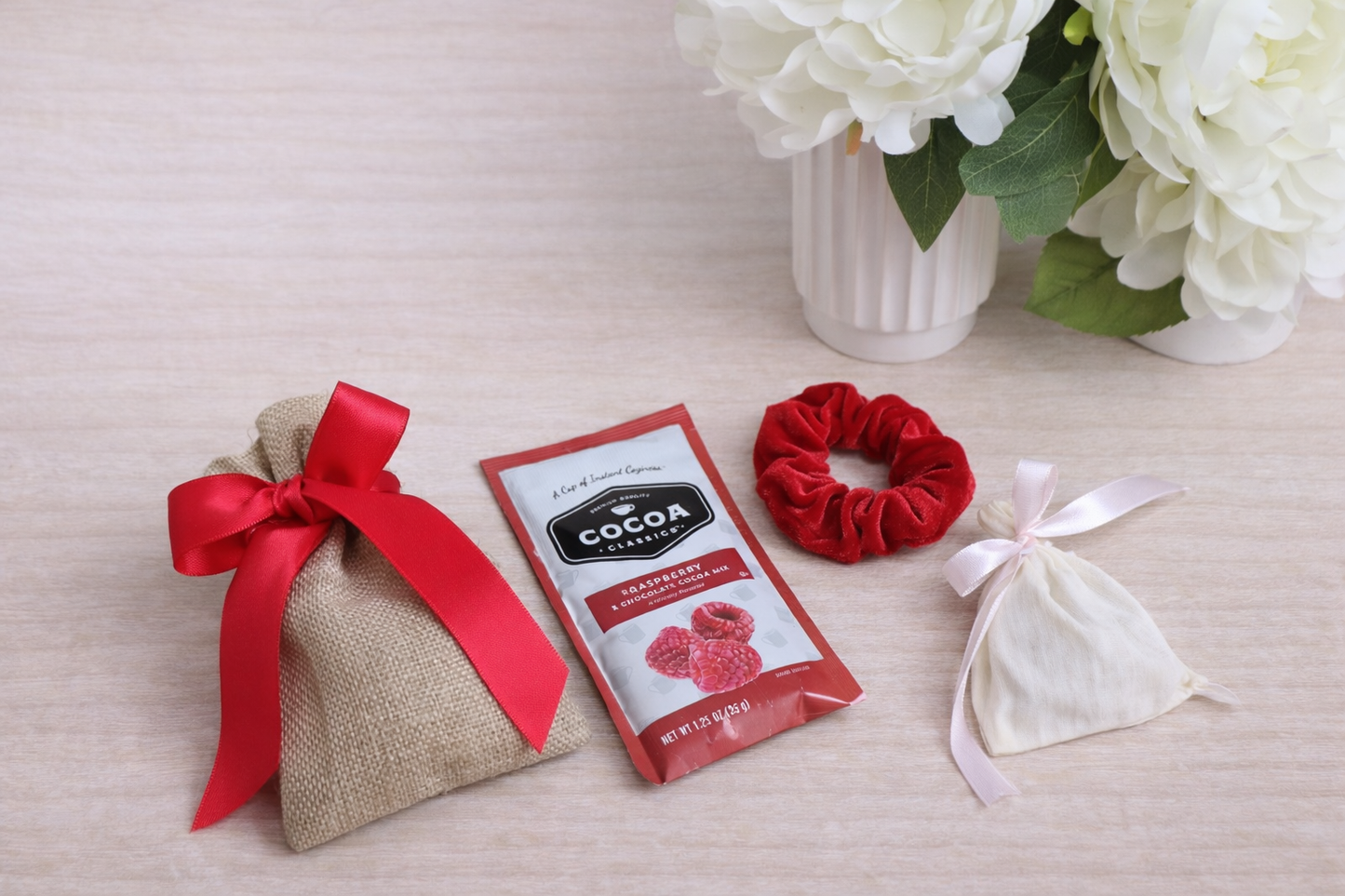 Sweet Little Things Gift Favor